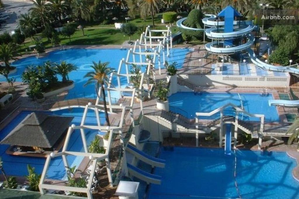 Lux. Frontbeach-Terrace. 5 Pools.Tv. 2 A.C.Netflix Benalmádena Exteriér fotografie