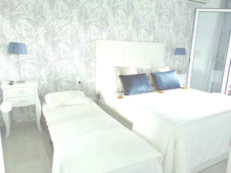 Lux. Frontbeach-Terrace. 5 Pools.Tv. 2 A.C.Netflix Benalmádena Exteriér fotografie